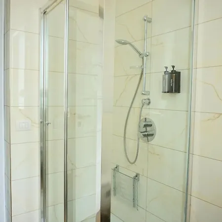 Bed & Breakfast Vk 4*